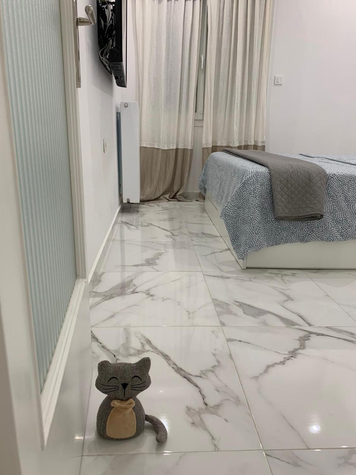 White Apartment Атина Екстериор снимка