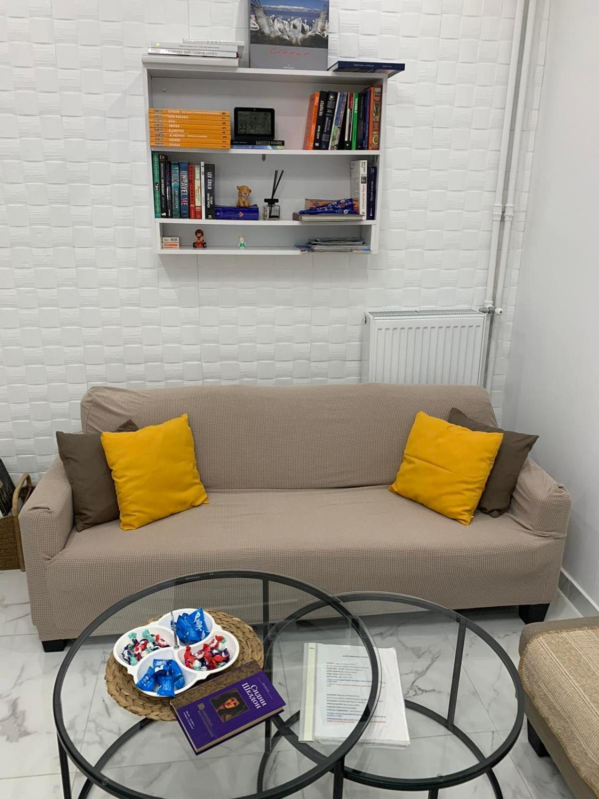 White Apartment Атина Екстериор снимка
